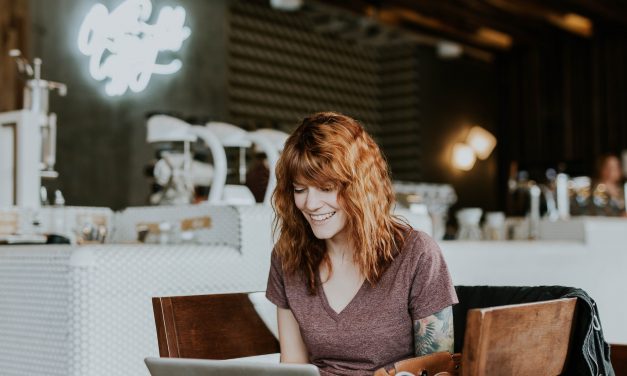 How to Juggle a Career With Being a Parent in 4 Easy Steps