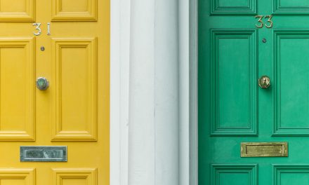 4 tips to consider when choosing a new front door